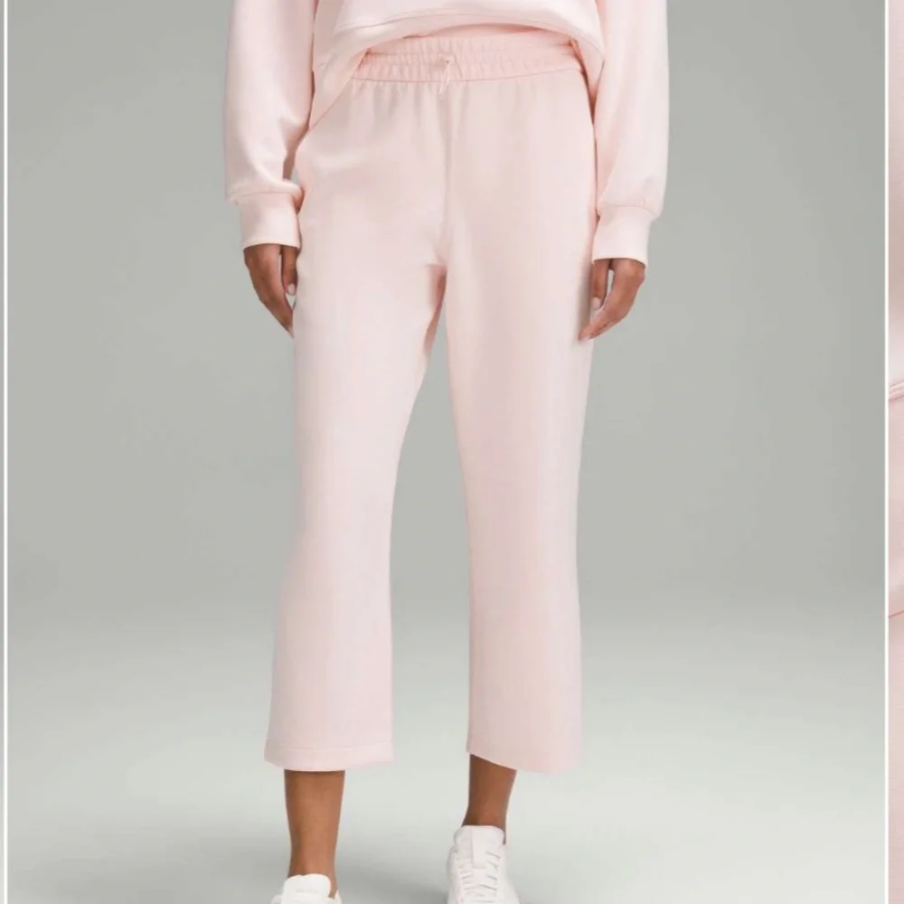 Lululemon Softstreme High-Rise Straight-Leg Cropped Strawberry Milkshake Size 6 - Picture 2 of 14